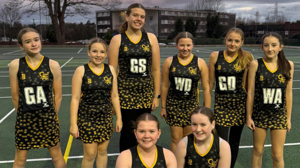 A photo of the Year 8/9 netball teams at the Queens School, Chester, circa November 2025